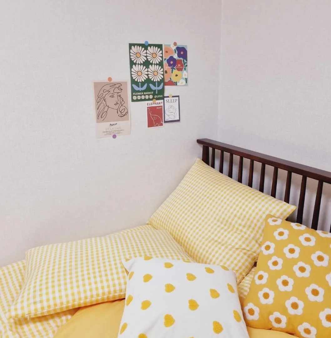Second House Apartment Incheon