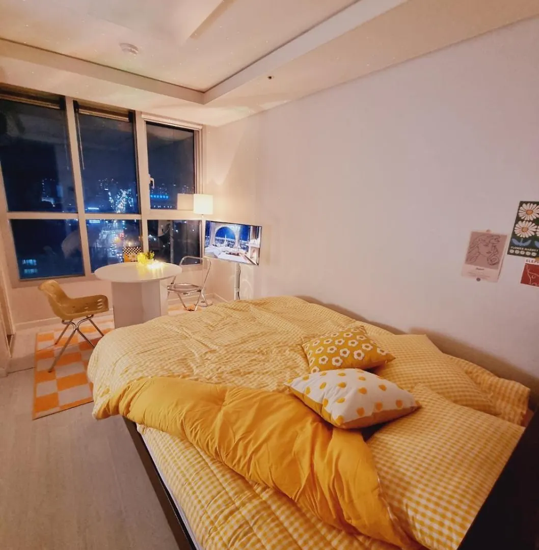 Second House Apartment Incheon