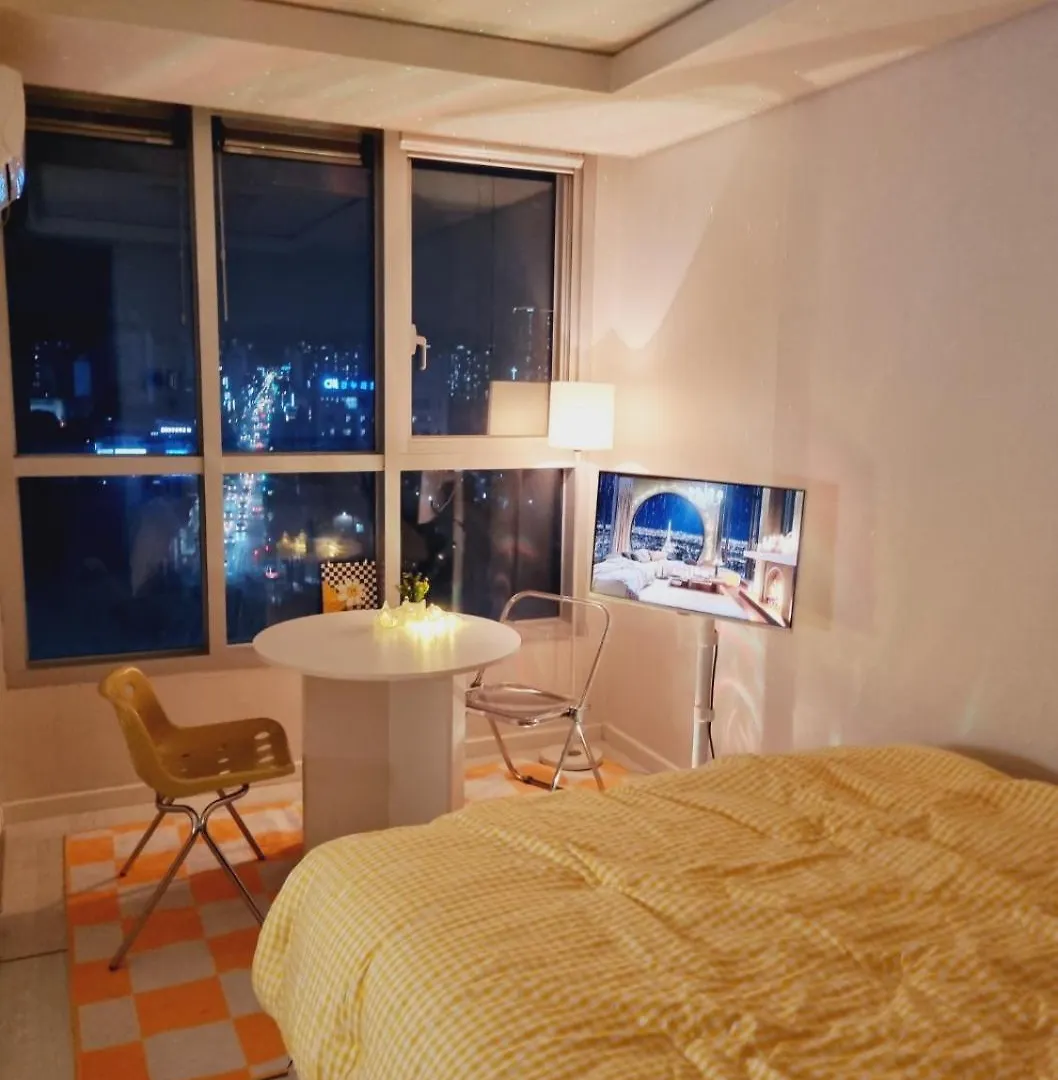 Second House Apartment Incheon 0*,